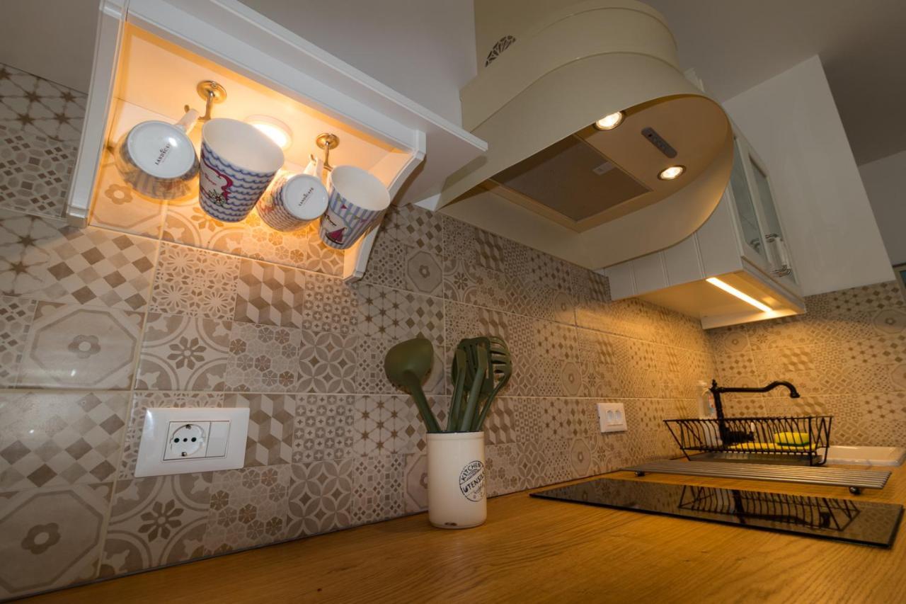 Apartman Hrabric 2 니바이스 외부 사진
